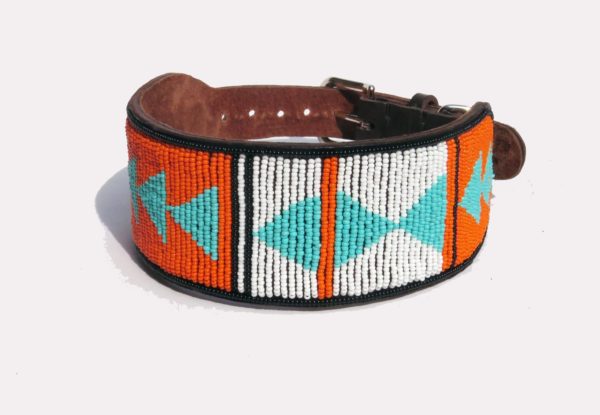 Perlenhalsband-Hundehalsband-Massai-Hund-orange-türkis-Glasperlen