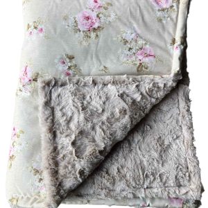 Kuscheldecke-weich-kuschlig-trendig-warm-2 Saison-waschbar-muster-rosen