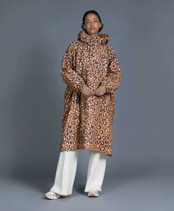 Paikka-Poncho-Regen-Regenjack-Hundespaziergang-reflektierend-sicher-Leo-braun