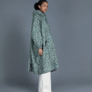 Paikka-Poncho-Regen-Regenjack-Hundespaziergang-reflektierend-sicher-Leo-gruen