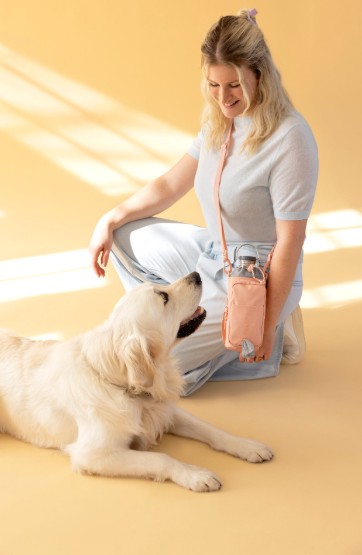 Palopa - Flaschen- und Leckerlitasche Boudi- peach - limited edition – Bild 7