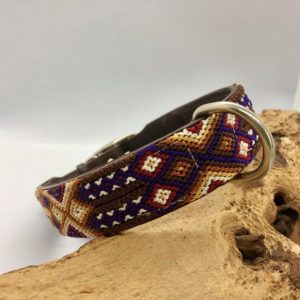 Pfoetli Shop-Halsband-Hundehalsband-Mexiko-Boho-Ibiza-geflochten-Handarbeit-Hippie-stylish-braun-lila-rot