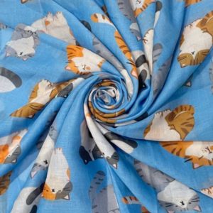 Schal-leichter Schal-kuschlig-warm-angschmiegsam-geschenk-geschenkidee-winter-katzen-kitten-blau- hellblau
