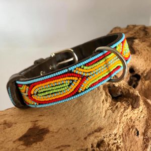 Simomilano-Hundehalsband-Perlenhalsband-Afrika-Masai-Handwerk-Kunsthandwerk-Perlen-Masai multicolor