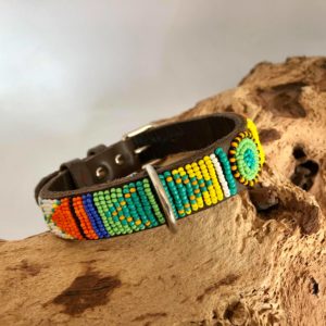 Simomilano-Hundehalsband-Perlenhalsband-Afrika-Masai-Handwerk-Kunsthandwerk-Perlen-Triangolo tuerkis