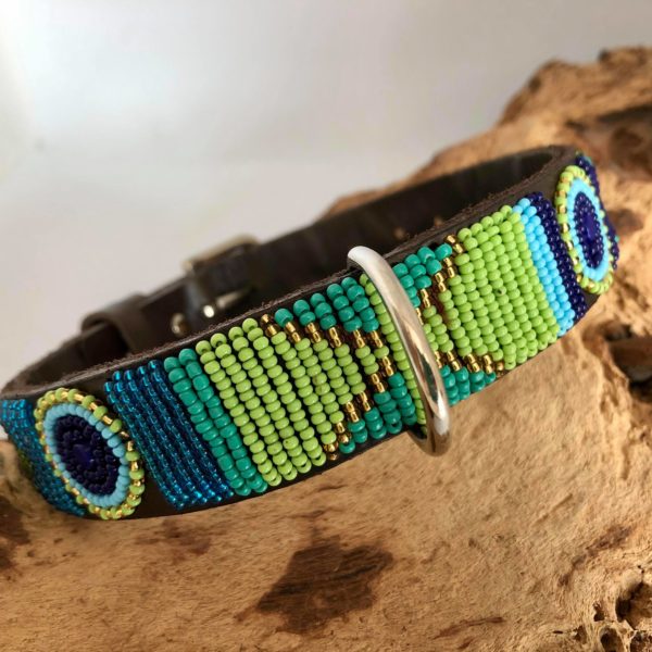 Simomilano-Hundehalsband-Perlenhalsband-Afrika-Masai-Handwerk-Kunsthandwerk-Perlen-Yaa-blau-tuerkis