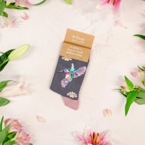 Socken-Wrendale-Designs-Bambussocken-Bambus-Socken-Damen-Einheitsgroesse-Geschenk-Gift-Kolibri