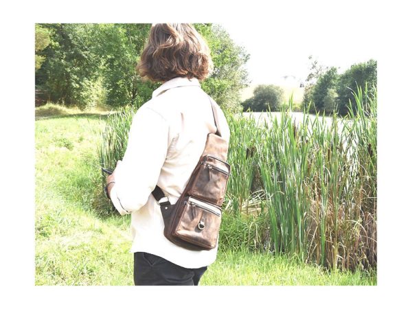 Umhängetasche - Crossbody Bag - Ledertasche - Gassitasche – Bild 4