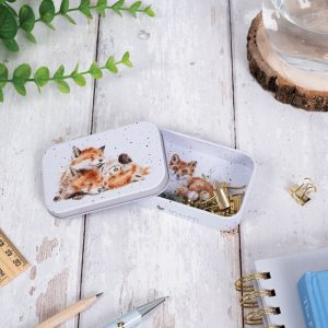 Wrendale Design-Hannah Dale-Dose-Blechdose-Minidose-Geschenk-Geschenkidee-liebevoll illustriert-Wichtelgeschenk-Adventskalender-Fuchs-The afternoon Nap-1