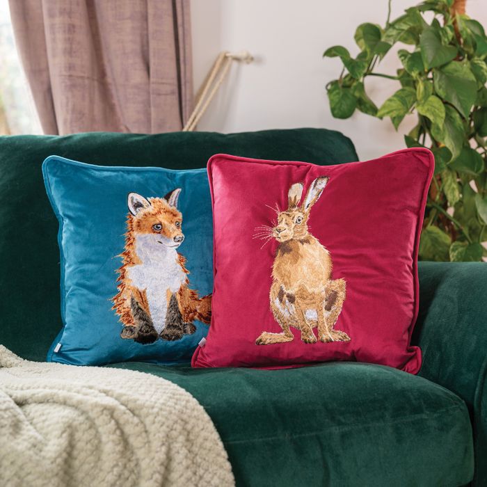 Wrendale Design - Kissen - Hase - rot – Bild 3