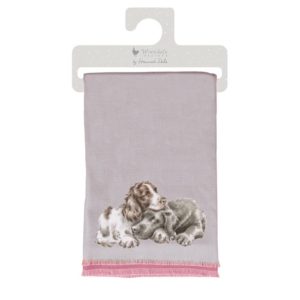 wrendale-designs-scarf-a-dogs-life-scarf-pfoetli-shop-Geschenk-Schal-Hund-Hundeliebhaber-Winterschal-kuschlig-weich-grau